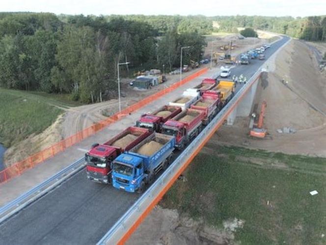 Budowa mostu w Milsku