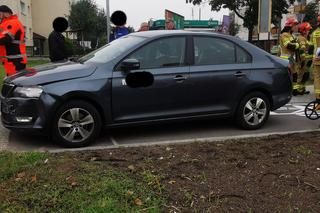 Wypadek na rondzie Kujawskim! Nieoznakowany radiowóz zderzył się z osobówką 