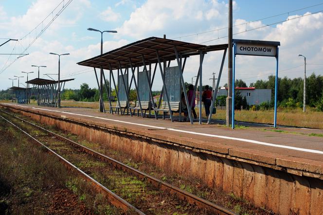  Stacja PKP w Chotomowie