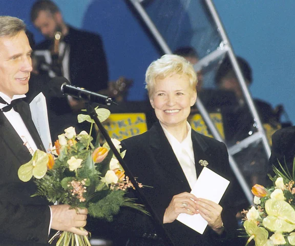 Prezenterzy telewizyjni w PRL. Czy ich pamiętasz? Rozwiąż quiz i się przekonaj!