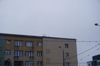 Trzepak na dachu jednego z bloków