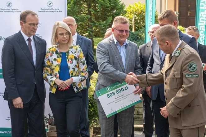  Ponad 800 tys. zł na przebudowę drogi Stara Łubianka-Dobrzyca