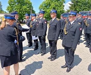 Akty nadania wyższych stopni służbowych odebrało w tym roku 21 strażaków z Komendy Miejskiej PSP w Siedlcach