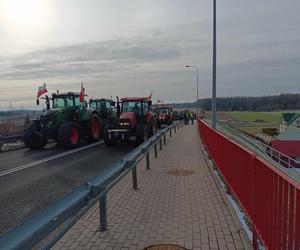 Protest rolników w Podlaskiem. Ciągniki blokują drogi w całym województwie! 