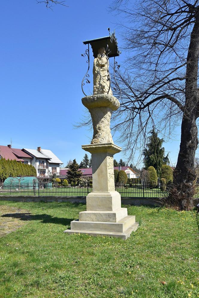 Kościół św. Leonarda w Wojniczu. To jeden z najstarszych kościołów w Małopolsce. Kiedyś znajdował się przy nim szpital