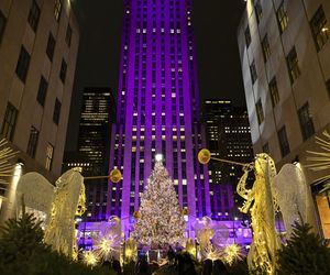 Najsłynniejsza choinka świata już zachwyca na Manhattanie