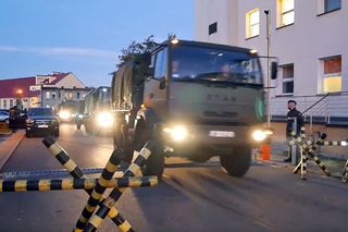 Żołnierze 5 Pułku Chemicznego z Tarnowskich Gór biorą udział w operacji Feniks