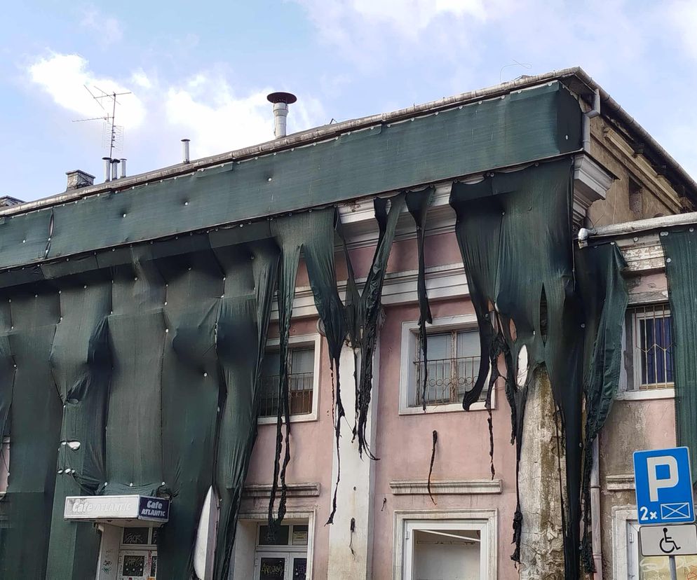 Budynek dawngo kina w centrum Radomia w opłakanym stanie. Filmy puszczano tu jeszcze przed II wojną światową.