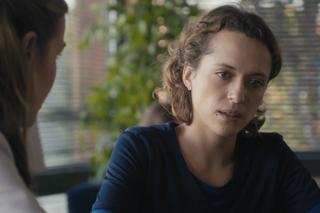 Na dobre i na złe, odc. 872: Hania Sikorka (Marta Żmuda Trzebiatowska), Julka Burska (Aleksandra Hamkało)