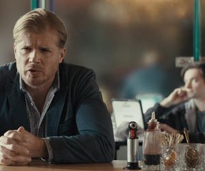 Na dobre i na złe odc. 961. Maks Beger (Tomasz Ciachorowski), haker Drago (Piotr Gadomski),