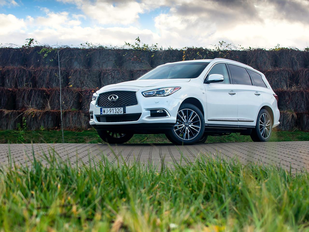TEST Infiniti QX60 Hi-Tech 3.5 V6 262 KM CVT: SUV w amerykańskim stylu
