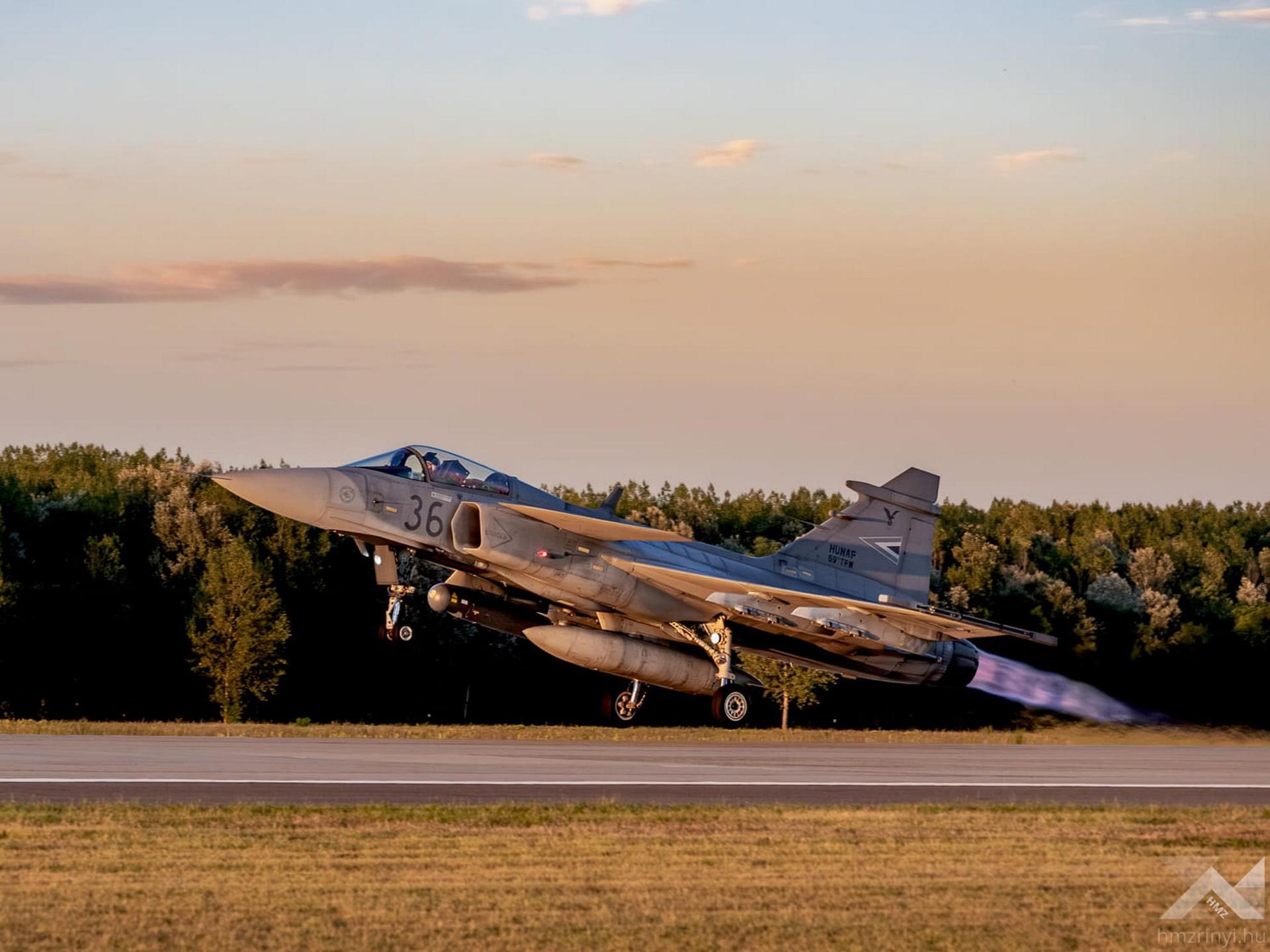 Węgierski samolot Gripen 