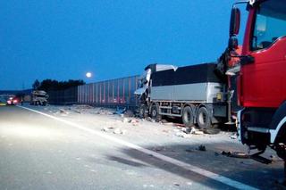 Wypadek śmiertelny na S7 w Jaworzni koło Kielc. Zginął 26-letni mężczyzna!