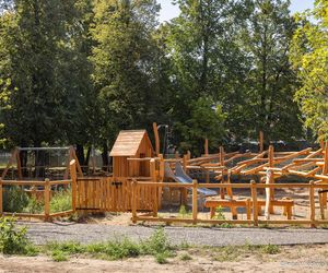 Trwa rewitalizacja terenu przy pl. Jagiellońskim. Prace mają się zakończyć do października 