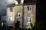 Pożar mieszkania, matka z dziećmi wyskoczyła z okna przed ogniem