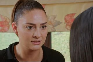 Miłość i nadzieja, odcinek 325. Yildiz