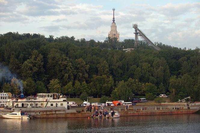 Zatonięcie statku na rzece Moskwa