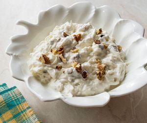 Do surówki z selera dodaję ten egzotyczny owoc. W kilka minut mam soczystą surówkę do obiadu 