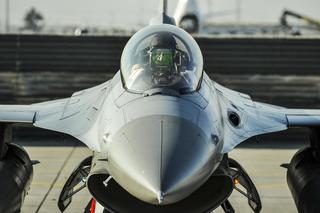 Ukraińcy będą się szkolić na F-16  m.in. w Polsce i Rumunii. Potrzebne są cztery eskadry zachodnich myśliwców, aby pokonać Rosję