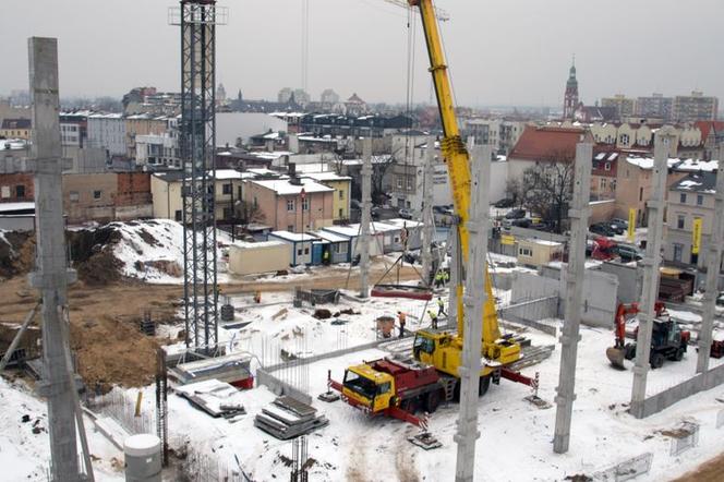 Bydgoszcz: Parking na Grudziądzkiej rośnie w oczach. Zobacz zdjęcia z placu budowy