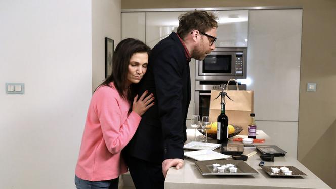 Barwy szczęścia. Sylwia Paszkowska (Olga Bończyk), Marek (Marcin Perchuć)