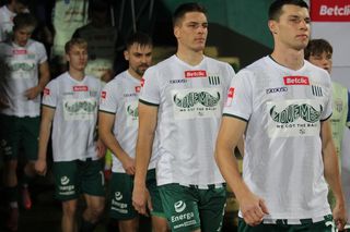 Olimpia Grudziądz w listopadzie również stawia na zdrowie. Piłkarze dołączyli do akcji Movember 
