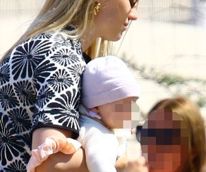 Krzysztof Ibisz je żonie z ręki