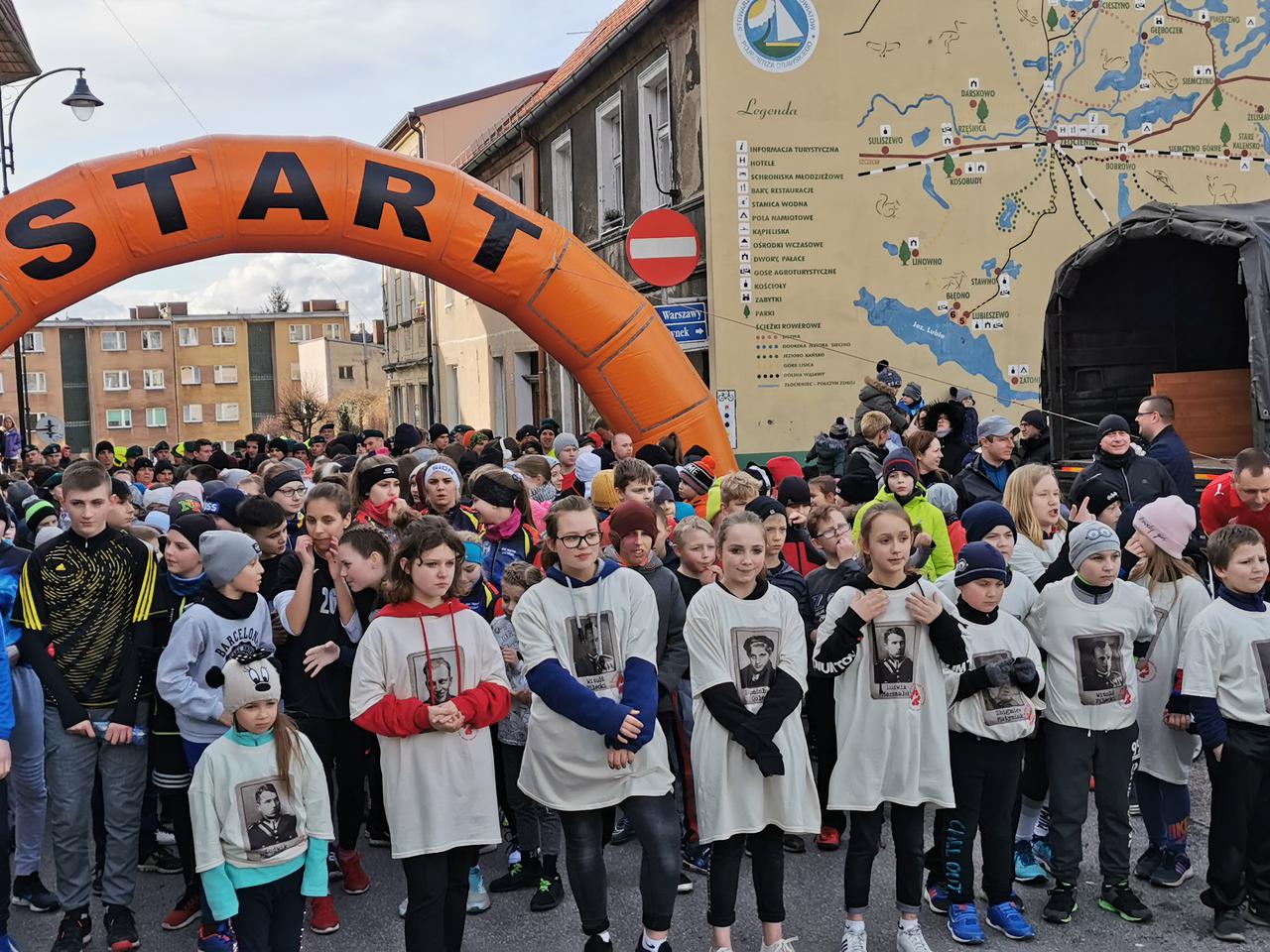 Biegali w centrum Złocieńca