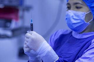 Powtórzą szczepienia na koronawirusa? Wiceminister zabrał głos