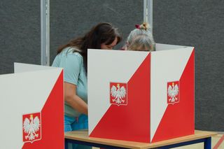 Trzaskowski czy Nawrocki? Tak głosowali Polacy w zależności od wykształcenia. Różnica jest kolosalna 