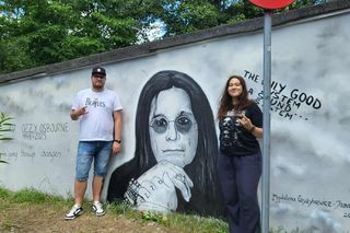 Mural Ozzy'ego Osbourne'a w Warszawie