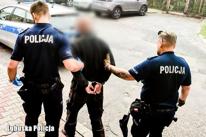 Ogólnopolska akcja policji. Tysiące funkcjonariuszy, ponad 1500 zatrzymanych. Zdjęcia z działań