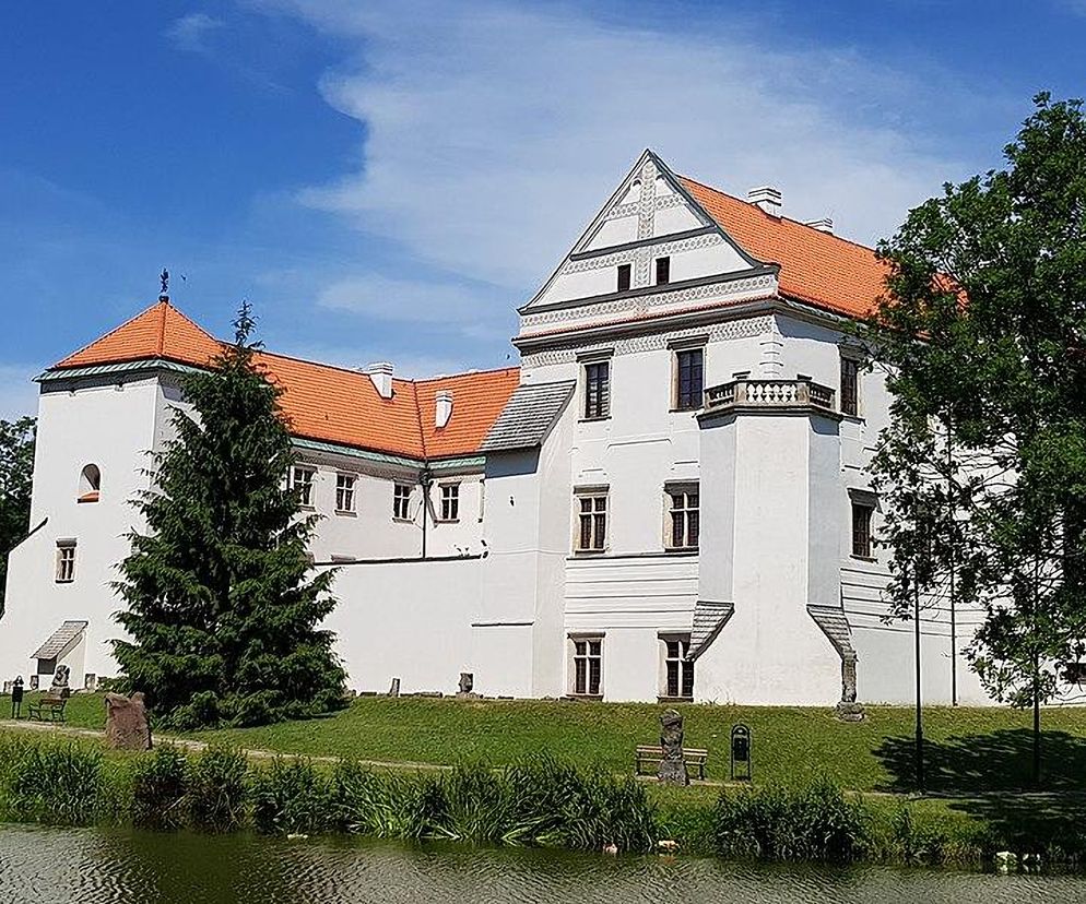 Zamek w Szydłowcu. Zobacz zdjęcia malowniczej rezydencji