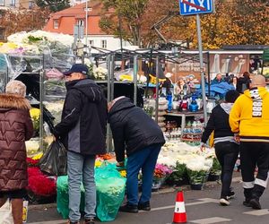 1 listopada na Cmentarzu Centralnym w Szczecinie