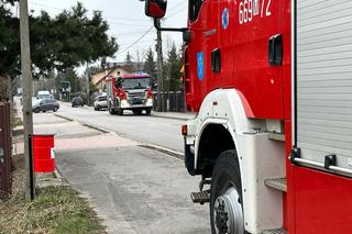 Dramatyczny wypadek pod prysznicem. Kobiecie musiała pomóc straż. Ewakuował ją śmigłowiec