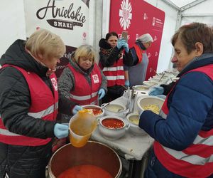 Ubodzy spotkali się na wspólnej modlitwie i posiłku
