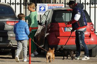 Rozenek odwiedziła pieska w szpitalu