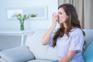 Atak astmy - jak pomóc choremu złapać oddech