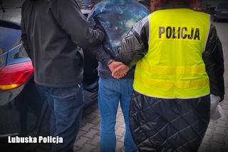 Potrącenie policjantów w Zielonej Górze. Kierujący i pasażer są dla policji znani