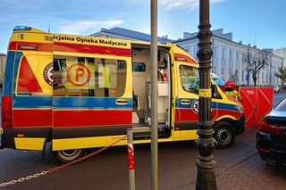 Do potrącenia pieszej kobiety na ulicy Piłsudskiego doszło w rejonie przejścia dla pieszych przy Urzędzie Miasta Siedlce