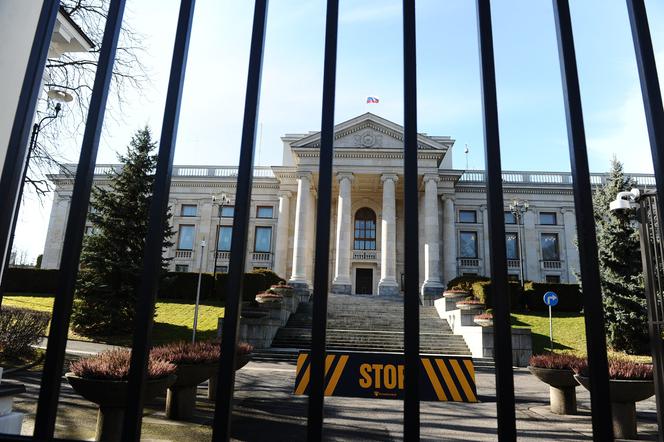 Warszawa. Rosyjska ambasada zostanie zamknięta? Podobny los może czekać polskich ambasadorów w Rosji