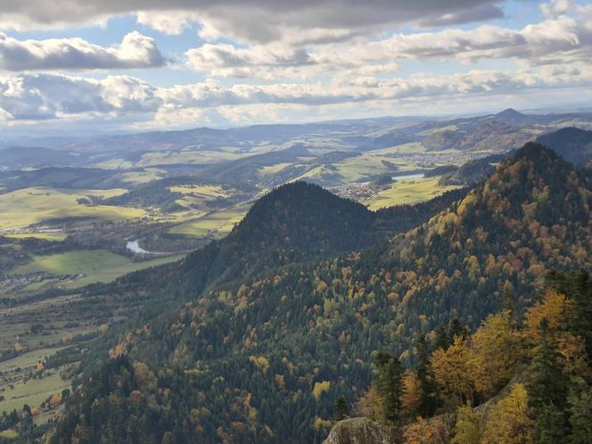 To jedno z najstarszych polskich uzdrowisk najpiękniej wygląda jesienią. Kurowali się w nim Sienkiewicz, Prus, Matejko i Konopnicka