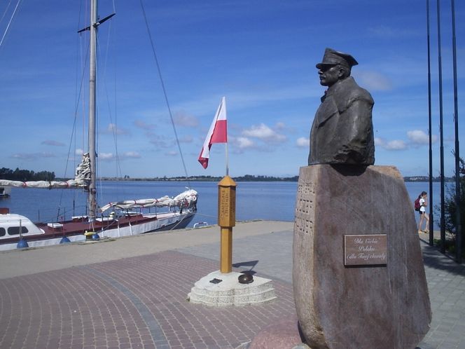 Zaślubiny Polski z morzem. Mija 105 lat od odzyskania dostępu do Bałtyku