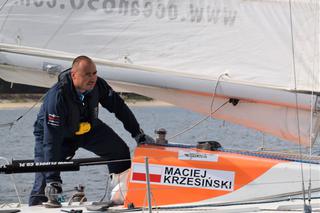 Macierj Krzesiński na jachcie Ocean 650