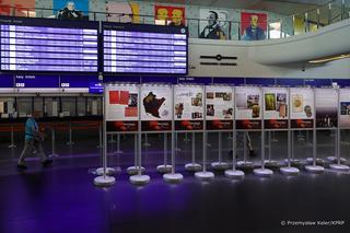 Lokomotywa z grafiką o Rodzinie Ulmów