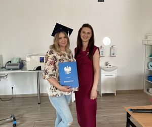 Wakacyjny patrol Eska Summer City w olsztyńskim oddziale Szkoły Policealnej Pascal