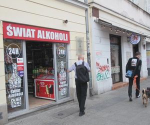 Trzy lata od zbrodni na Nowym Świecie nadel bez prawomocnych wyroków dla morderców. Jeden złożył apelację, drugi czeka na opinię psychiatryczną