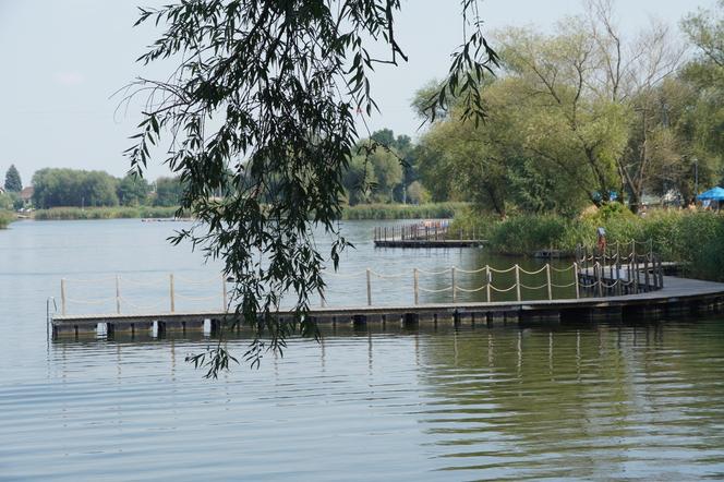 Koniec wakacji, ale nie sezonu kąpielowego. Weekend nad wodą w Przylasku Rusieckim