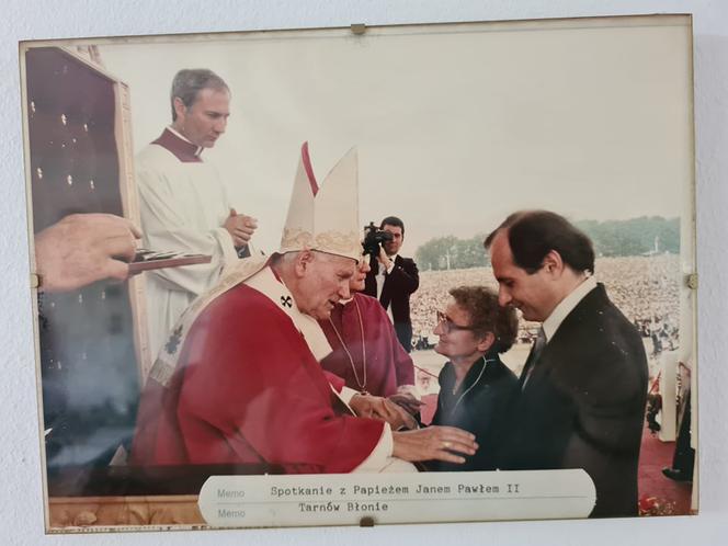Jego dzwony biją na całym świecie  [ZDJĘCIA]
