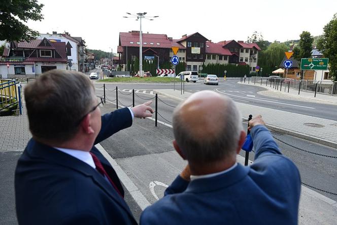 Rondo w Krościenku nad Dunajcem jest już przebudowane. Czy to oznacza koniec korków?